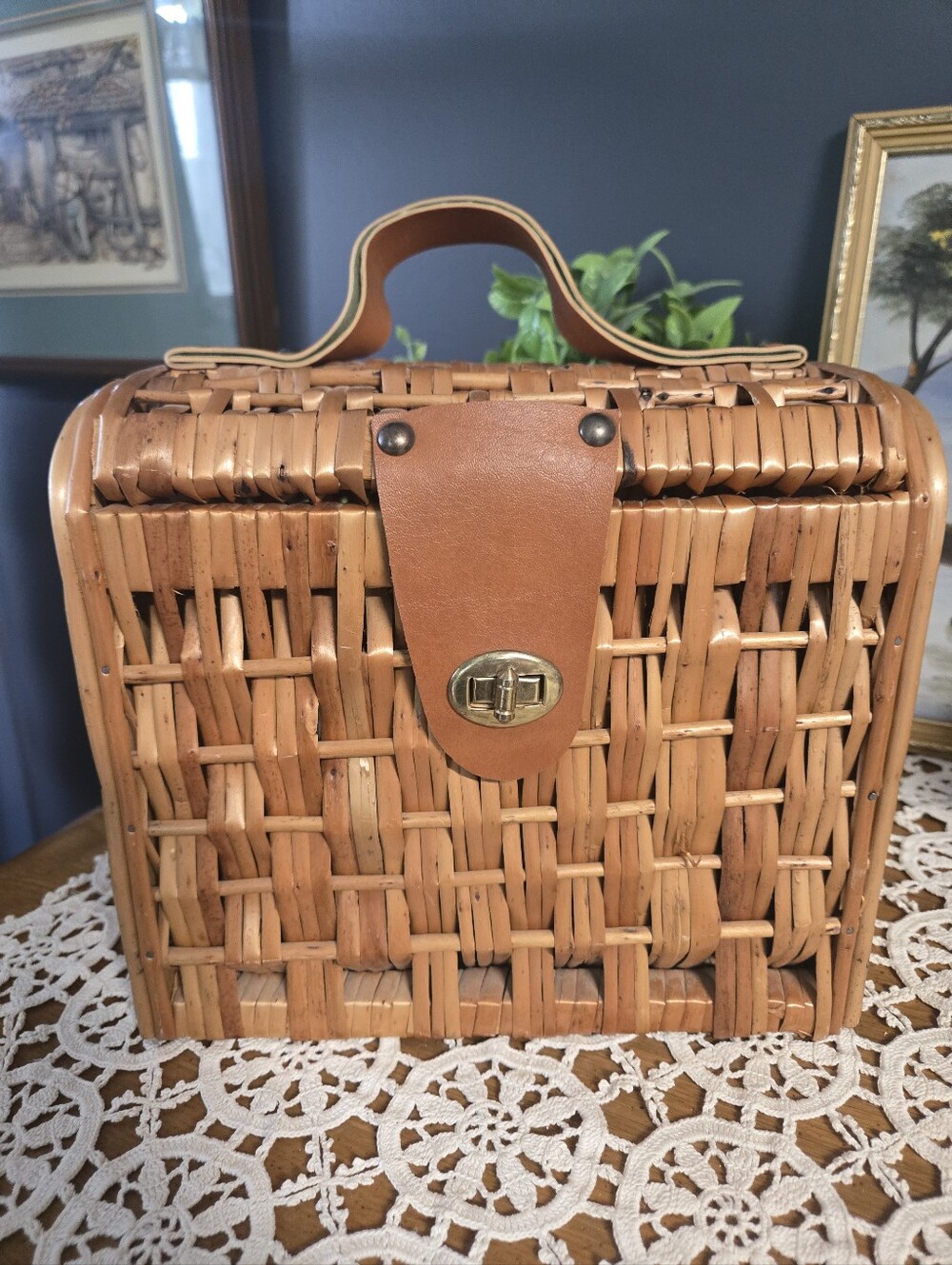 Retro Woven Wicker Basket Handbag – Structured Box Purse=basket